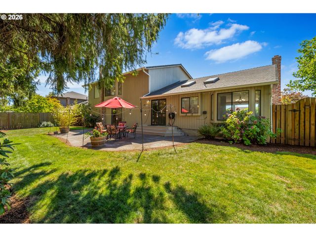 3010 Ne LINDEN Ave, Gresham, OR 97030