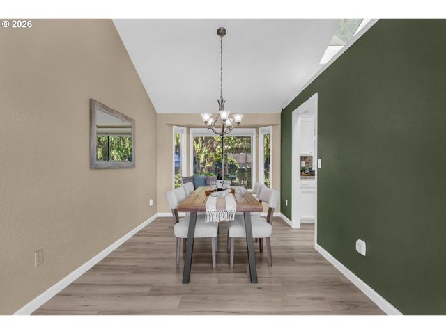 3010 Ne LINDEN Ave, Gresham, OR 97030