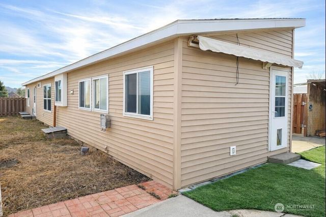 309 5th Avenue SE, Ephrata, WA 98823