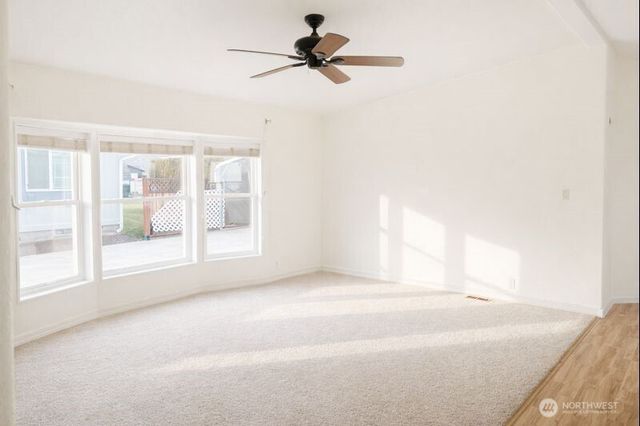 309 5th Avenue SE, Ephrata, WA 98823