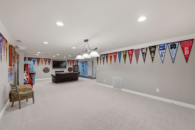 9225 Foxboro Dr, Brentwood, TN 37027