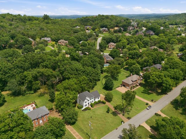 9225 Foxboro Dr, Brentwood, TN 37027