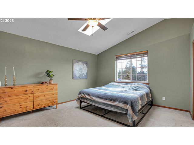 1013 4TH Ave, Vernonia, OR 97064