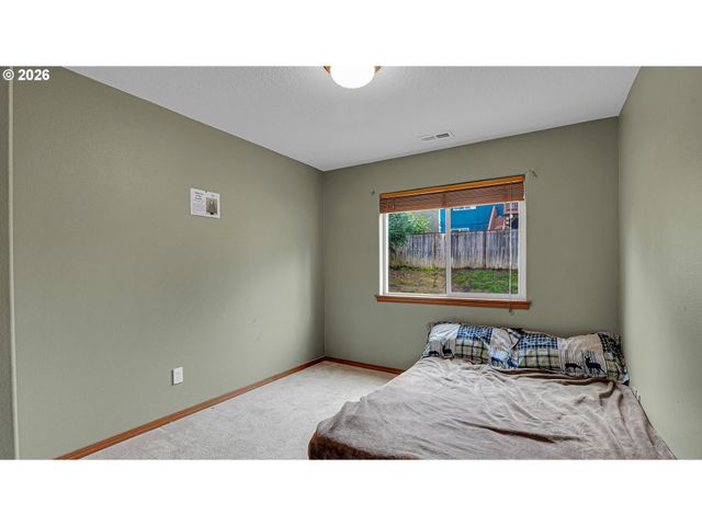 1013 4TH Ave, Vernonia, OR 97064