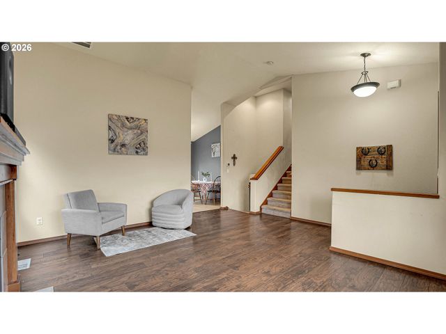 1013 4TH Ave, Vernonia, OR 97064