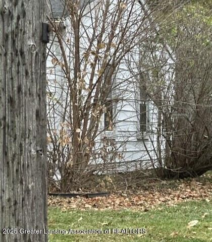 4731 Palmer Street, Lansing, MI 48910