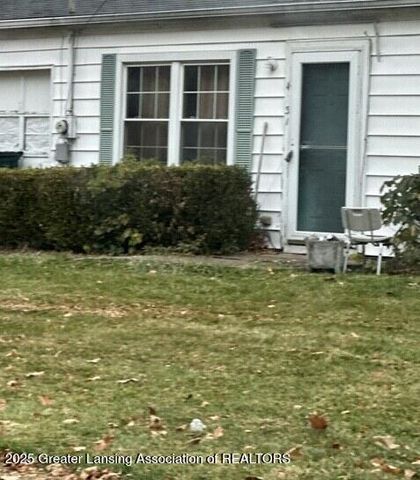 4731 Palmer Street, Lansing, MI 48910