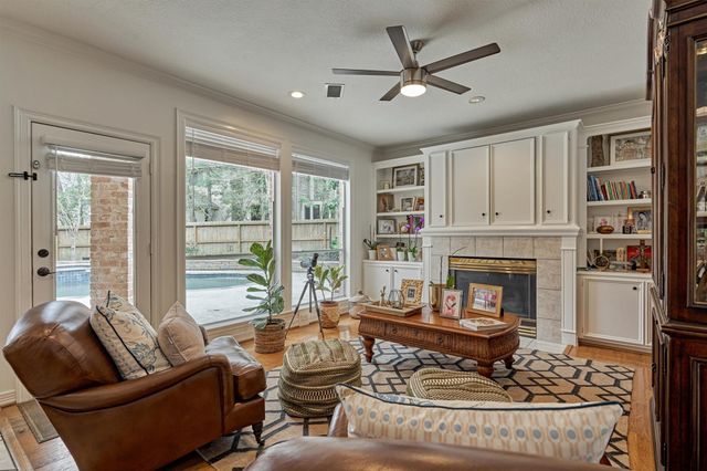 91 Wind Ridge Circle, The Woodlands, TX 77381