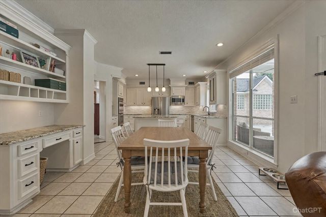 91 Wind Ridge Circle, The Woodlands, TX 77381