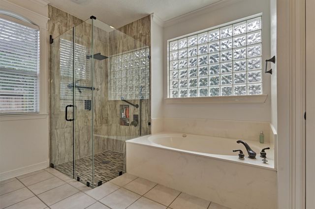 91 Wind Ridge Circle, The Woodlands, TX 77381