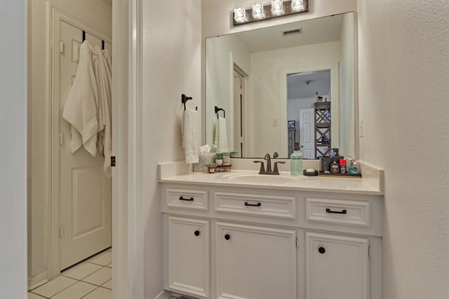 91 Wind Ridge Circle, The Woodlands, TX 77381