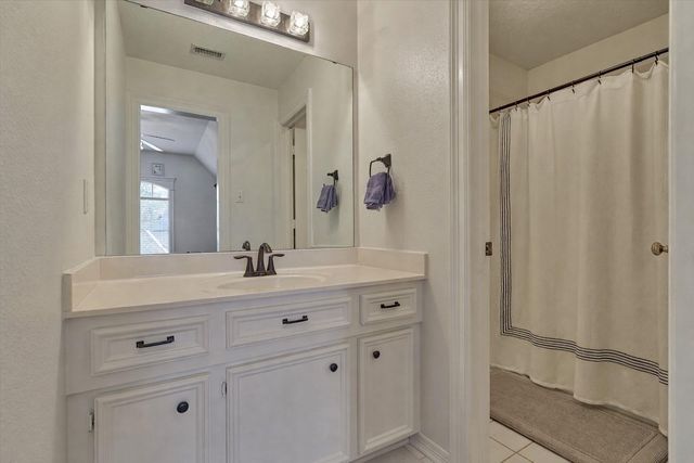 91 Wind Ridge Circle, The Woodlands, TX 77381