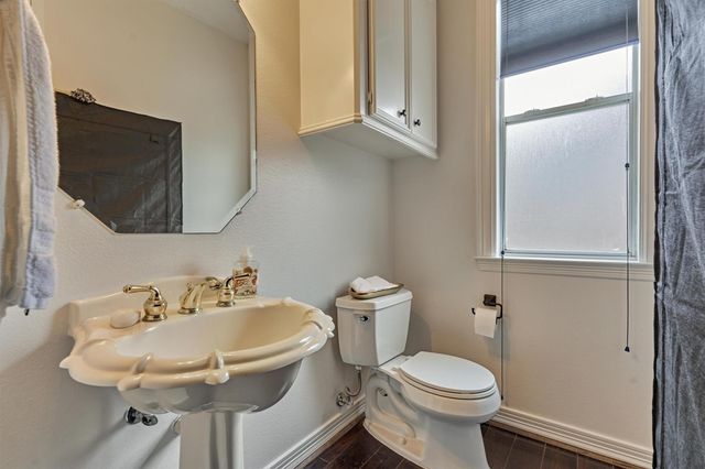 91 Wind Ridge Circle, The Woodlands, TX 77381