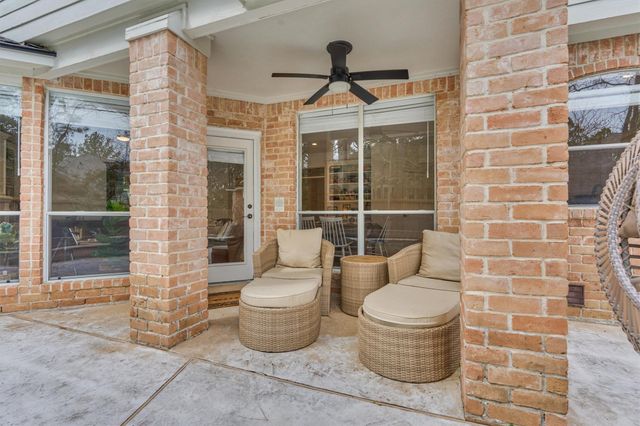 91 Wind Ridge Circle, The Woodlands, TX 77381