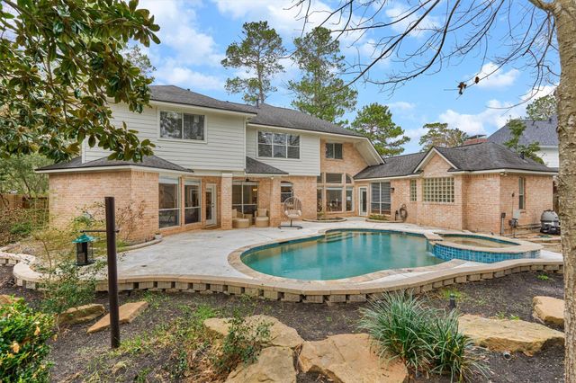 91 Wind Ridge Circle, The Woodlands, TX 77381