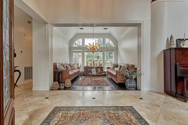 91 Wind Ridge Circle, The Woodlands, TX 77381