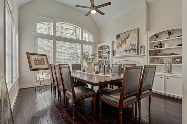 91 Wind Ridge Circle, The Woodlands, TX 77381