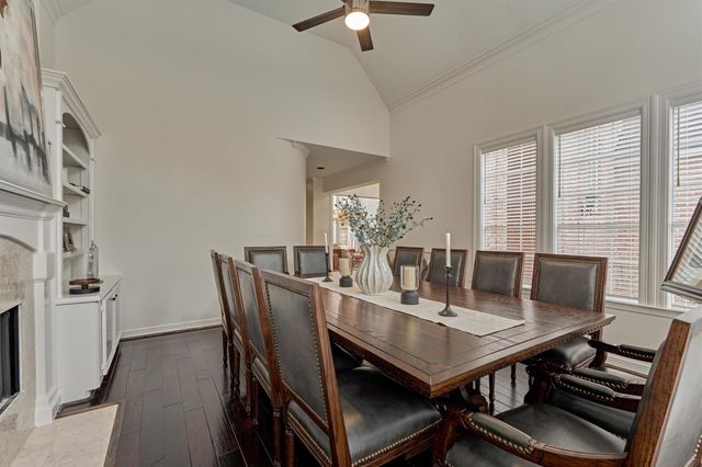 91 Wind Ridge Circle, The Woodlands, TX 77381