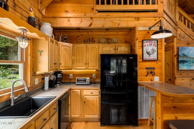 2288 Norris Hollow Road, Butler, TN 37640