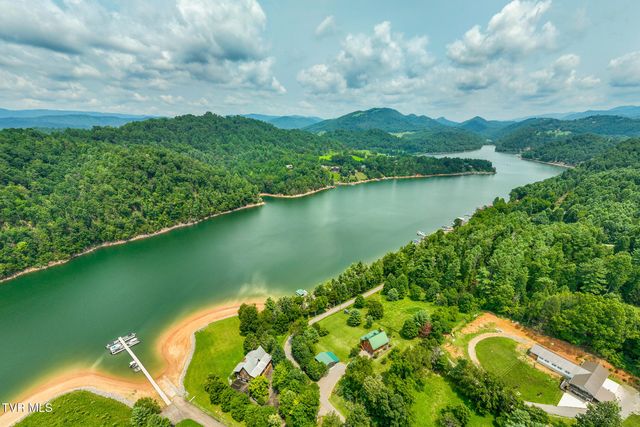 2288 Norris Hollow Road, Butler, TN 37640