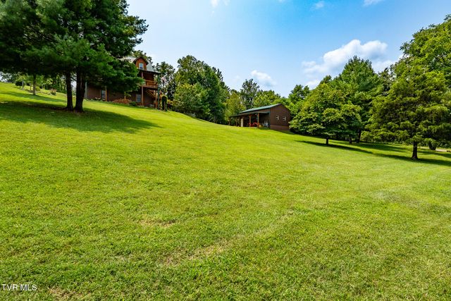 2288 Norris Hollow Road, Butler, TN 37640