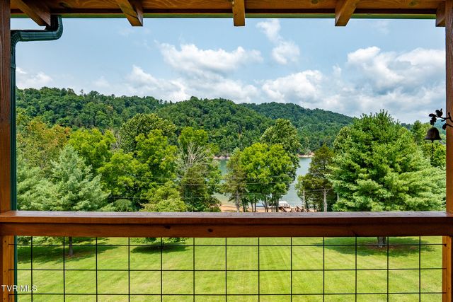2288 Norris Hollow Road, Butler, TN 37640