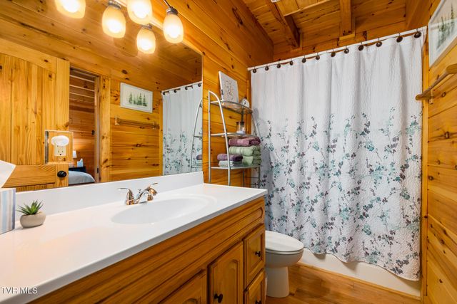 2288 Norris Hollow Road, Butler, TN 37640