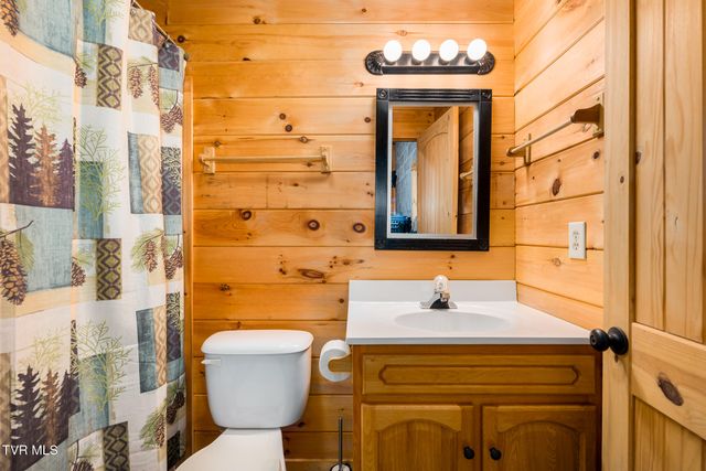 2288 Norris Hollow Road, Butler, TN 37640