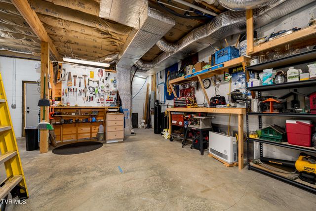 2288 Norris Hollow Road, Butler, TN 37640
