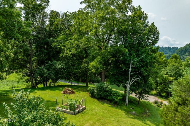 2288 Norris Hollow Road, Butler, TN 37640