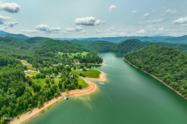 2288 Norris Hollow Road, Butler, TN 37640