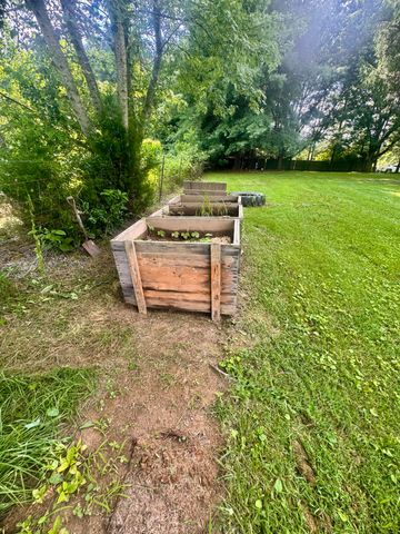 163 Holly Hock Drive, Liberty, KY 42539
