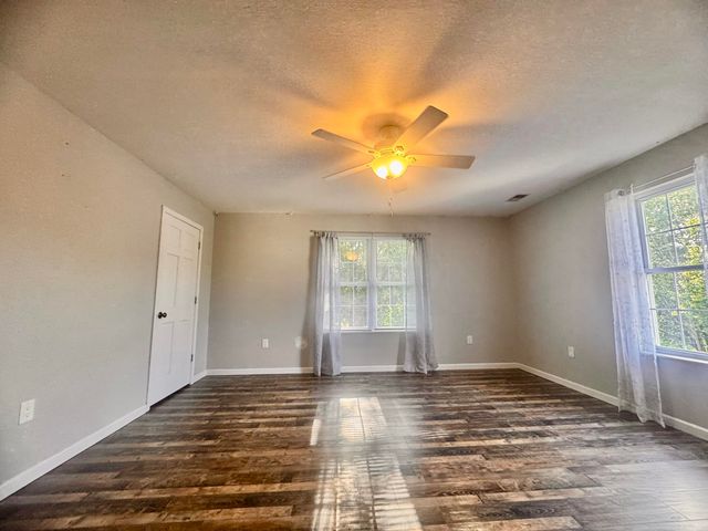 163 Holly Hock Drive, Liberty, KY 42539