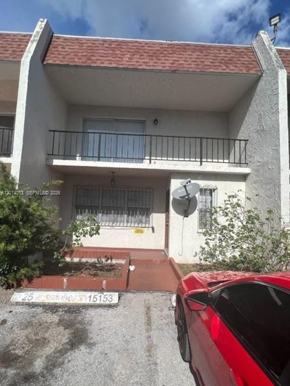 15153 NE 6th Ave 10, Miami, FL 33162