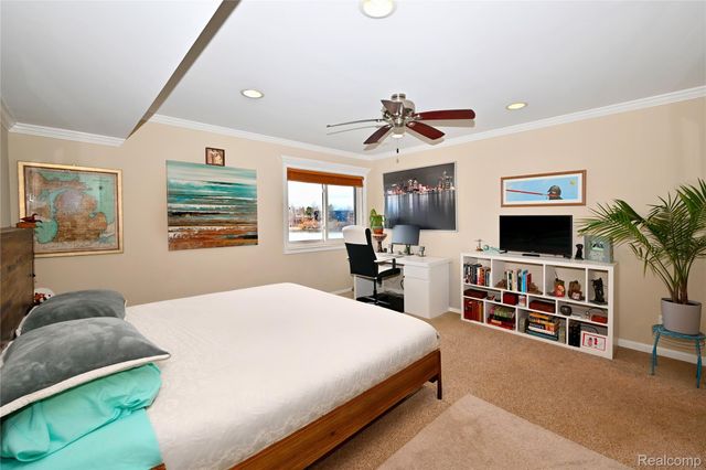 1966 Klingensmith Road 18C, Bloomfield Hills, MI 48302