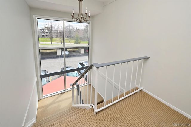 1966 Klingensmith Road 18C, Bloomfield Hills, MI 48302