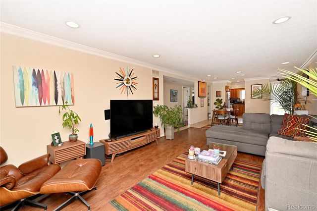 1966 Klingensmith Road 18C, Bloomfield Hills, MI 48302