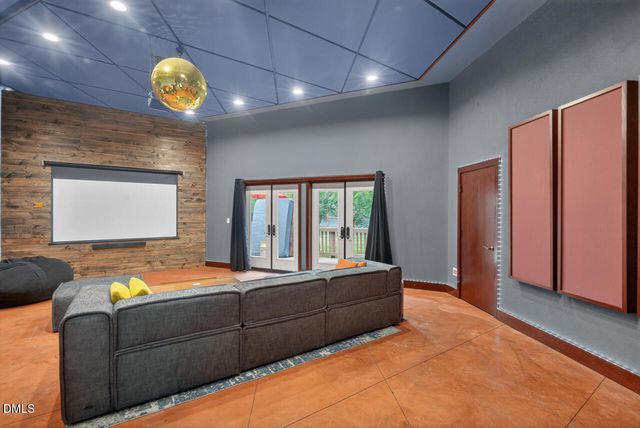 2409 Pathway Drive, Chapel Hill, NC 27516