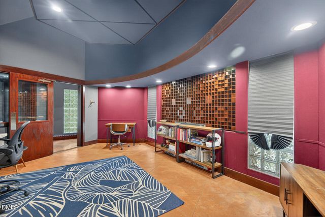 2409 Pathway Drive, Chapel Hill, NC 27516