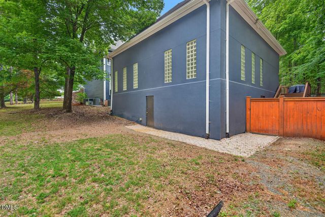 2409 Pathway Drive, Chapel Hill, NC 27516