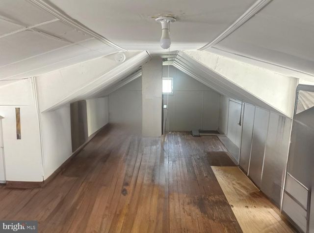 28 CENTRAL AVE, Audubon, NJ 08106