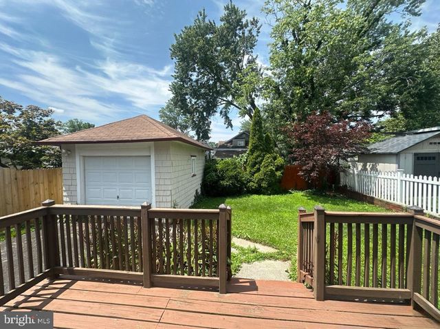 28 CENTRAL AVE, Audubon, NJ 08106