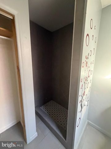 2011 E CAMBRIA ST, Philadelphia, PA 19134