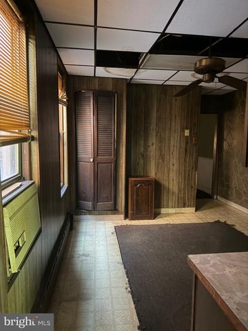 2011 E CAMBRIA ST, Philadelphia, PA 19134