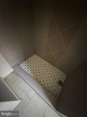 2011 E CAMBRIA ST, Philadelphia, PA 19134