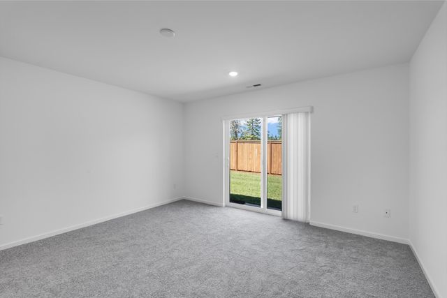 51775 Jubilee Pine Dr, La Pine, OR 97739