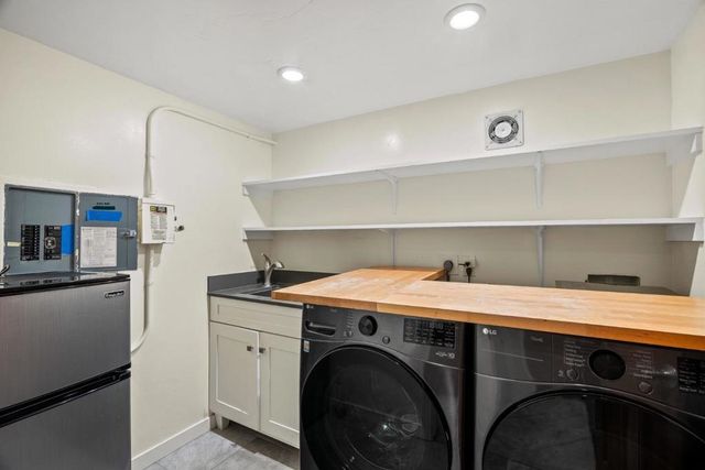 2222 Ocean Street, Santa Cruz, CA 95060