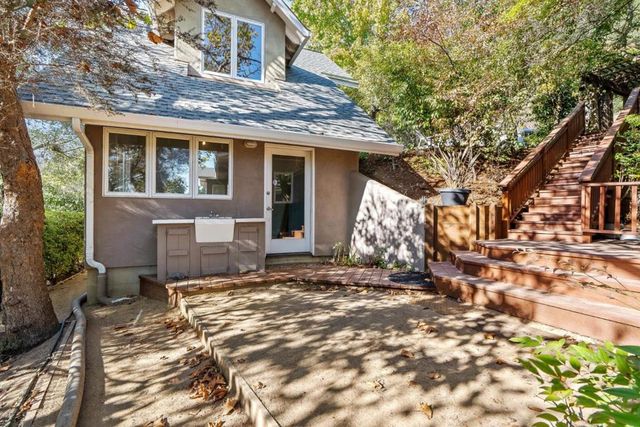 2222 Ocean Street, Santa Cruz, CA 95060