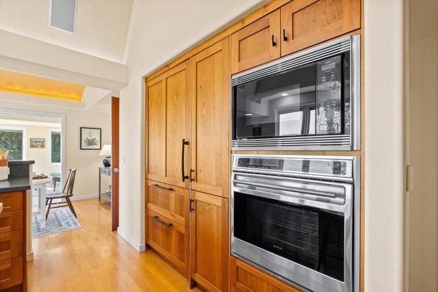 2222 Ocean Street, Santa Cruz, CA 95060