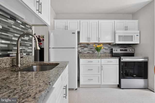 7871 BRIARDALE TER, Rockville, MD 20855